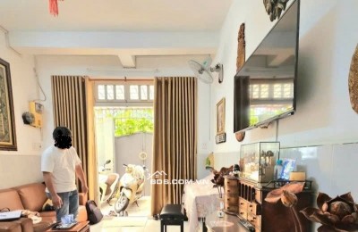 Bán nhà Góc 2 Mặt Tiền Hẻm 8m Hoàng Hoa Thám P.12, Tân Bình, 64m2, 3 Tầng, 3PN. Chỉ 10 Tỷ còn TL .